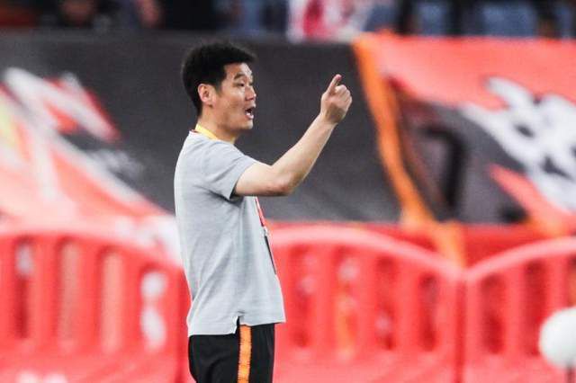 新来的秘书